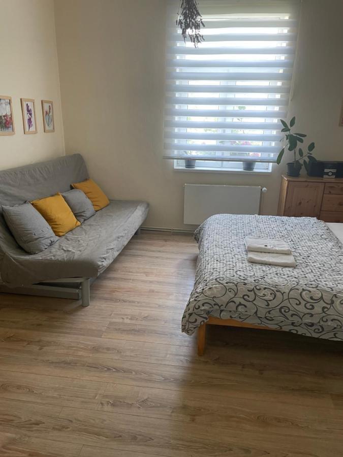 Apartman Lucian Praha Bagian luar foto